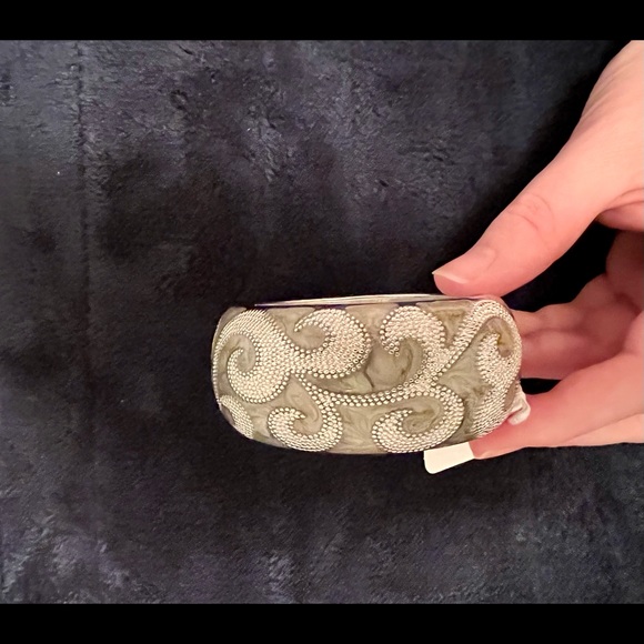 NWT! New York & Co Hinge Bracelet - Silver & Grey - Picture 4 of 4